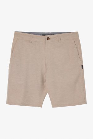 Boy's Reserve Light Check 18 Hybrid Shorts