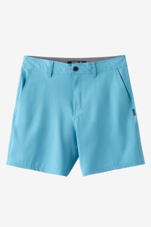 Reserve Solid 17 Hybrid Shorts